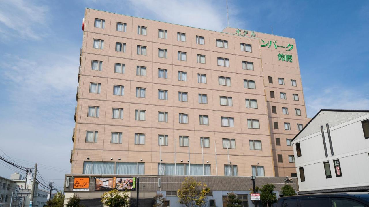 Hotel Green Park Suzuka Buitenkant foto