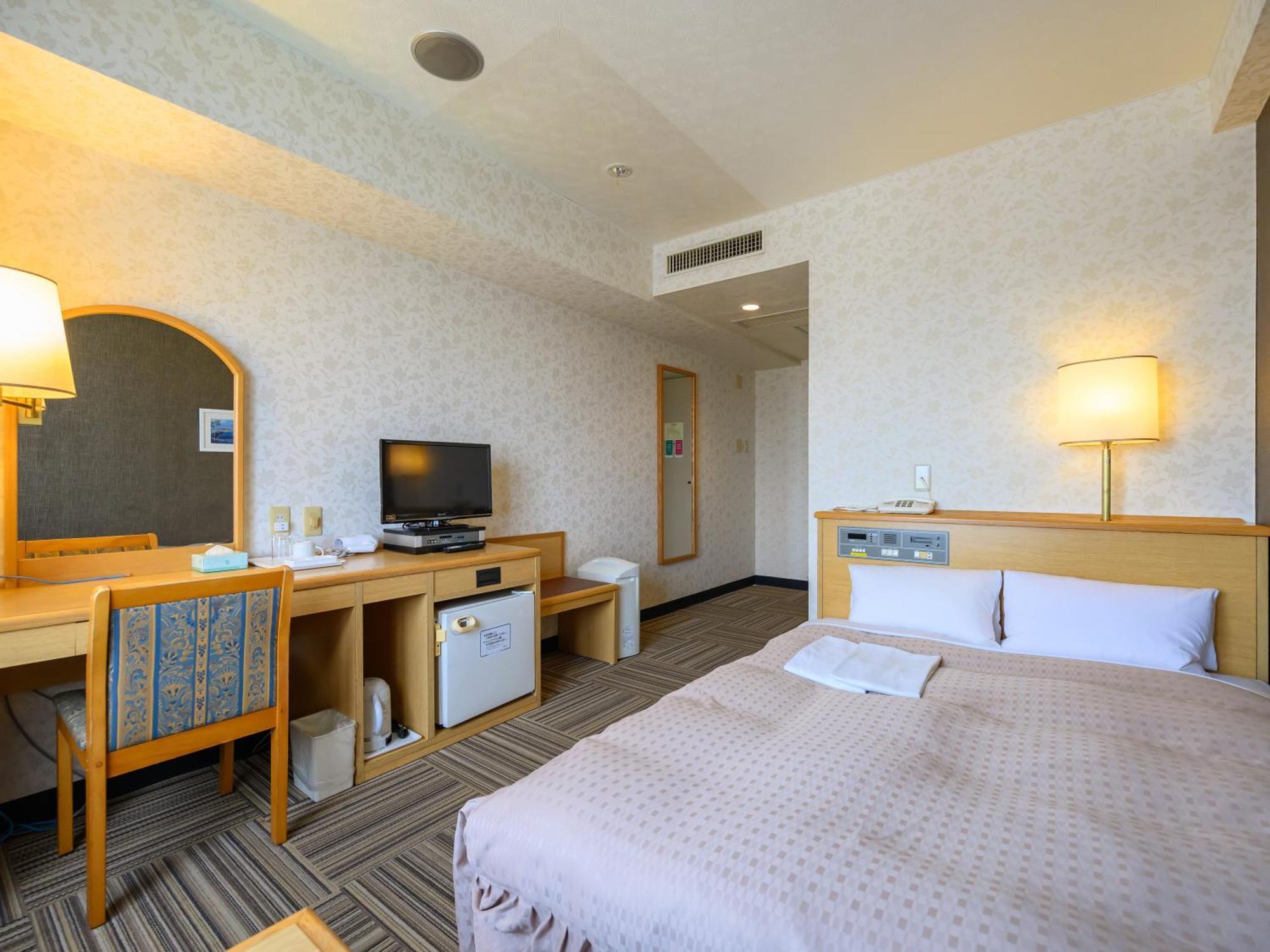 Hotel Green Park Suzuka Buitenkant foto